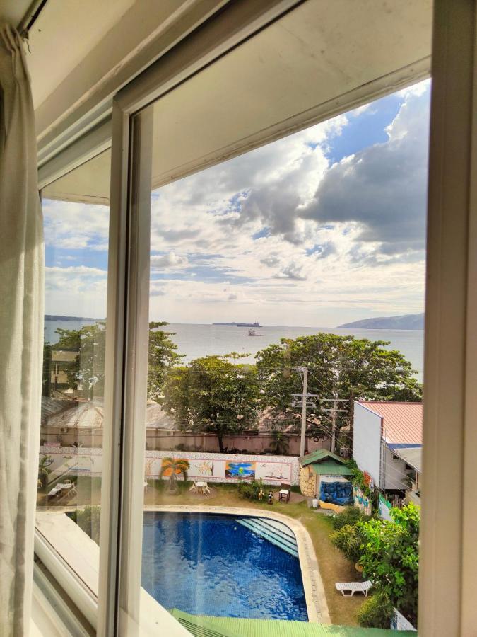 Wild Orchid Beach Resort Olongapo Zewnętrze zdjęcie