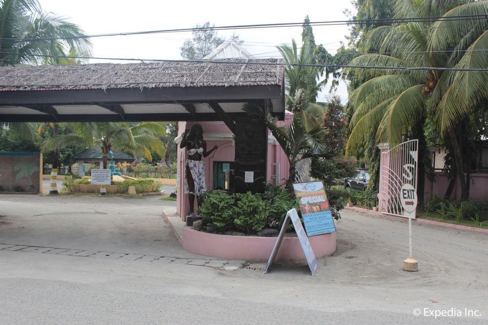 Wild Orchid Beach Resort Olongapo Zewnętrze zdjęcie